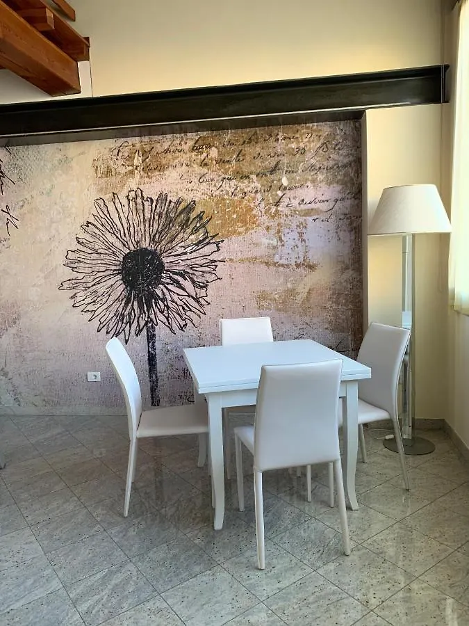 Apartment Il Vicoletto Holiday House Volta Mantovana